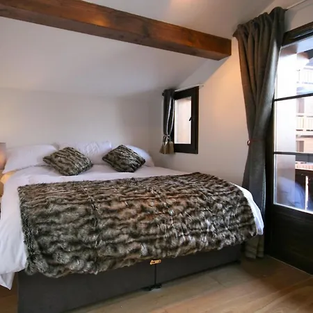 Chalet Seven Chalet
